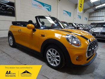 Used MINI Convertible 2017 for sale - 78028195: Photo