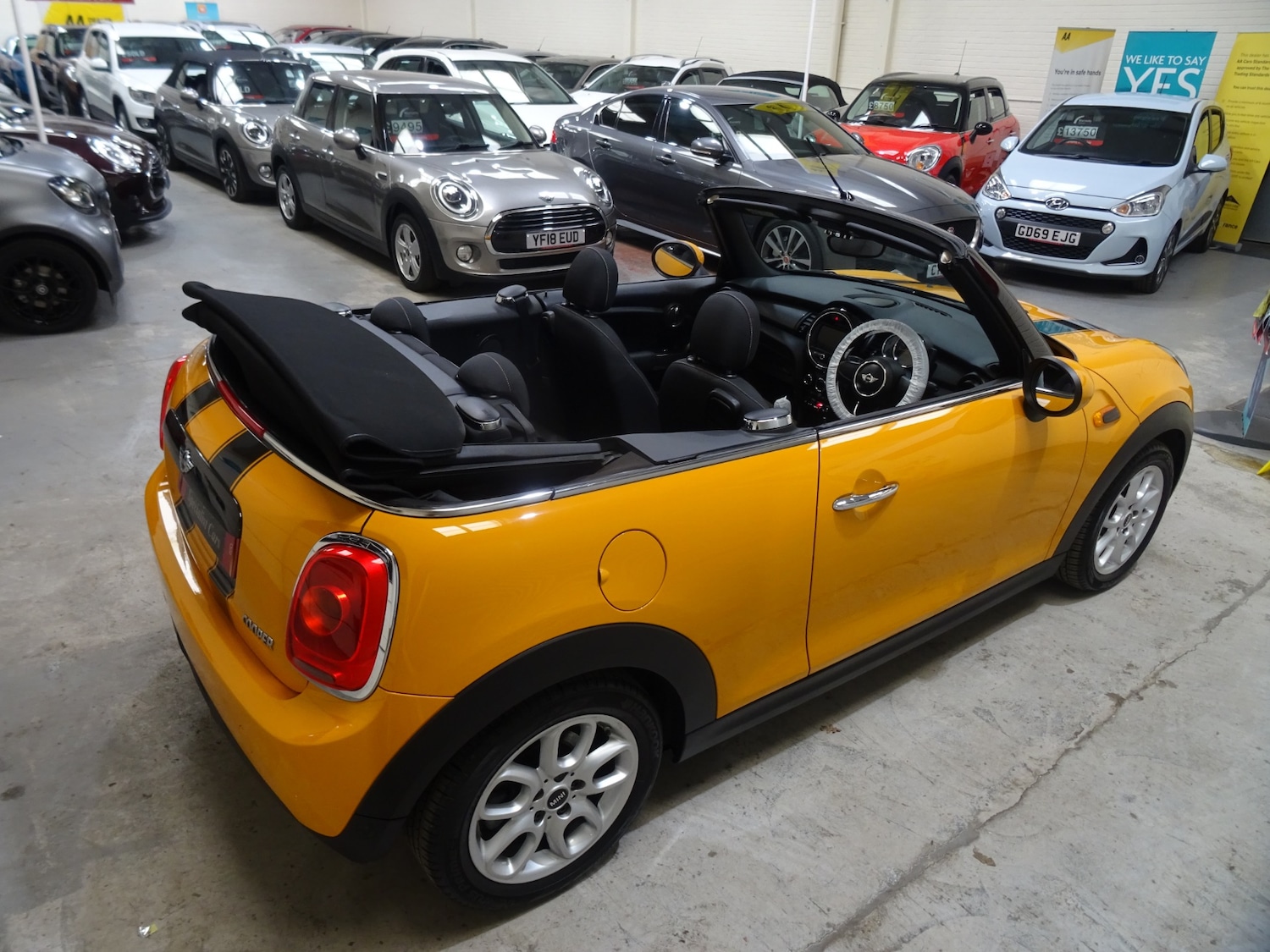 Used MINI Convertible 2017 for sale - 78028195: Photo 27