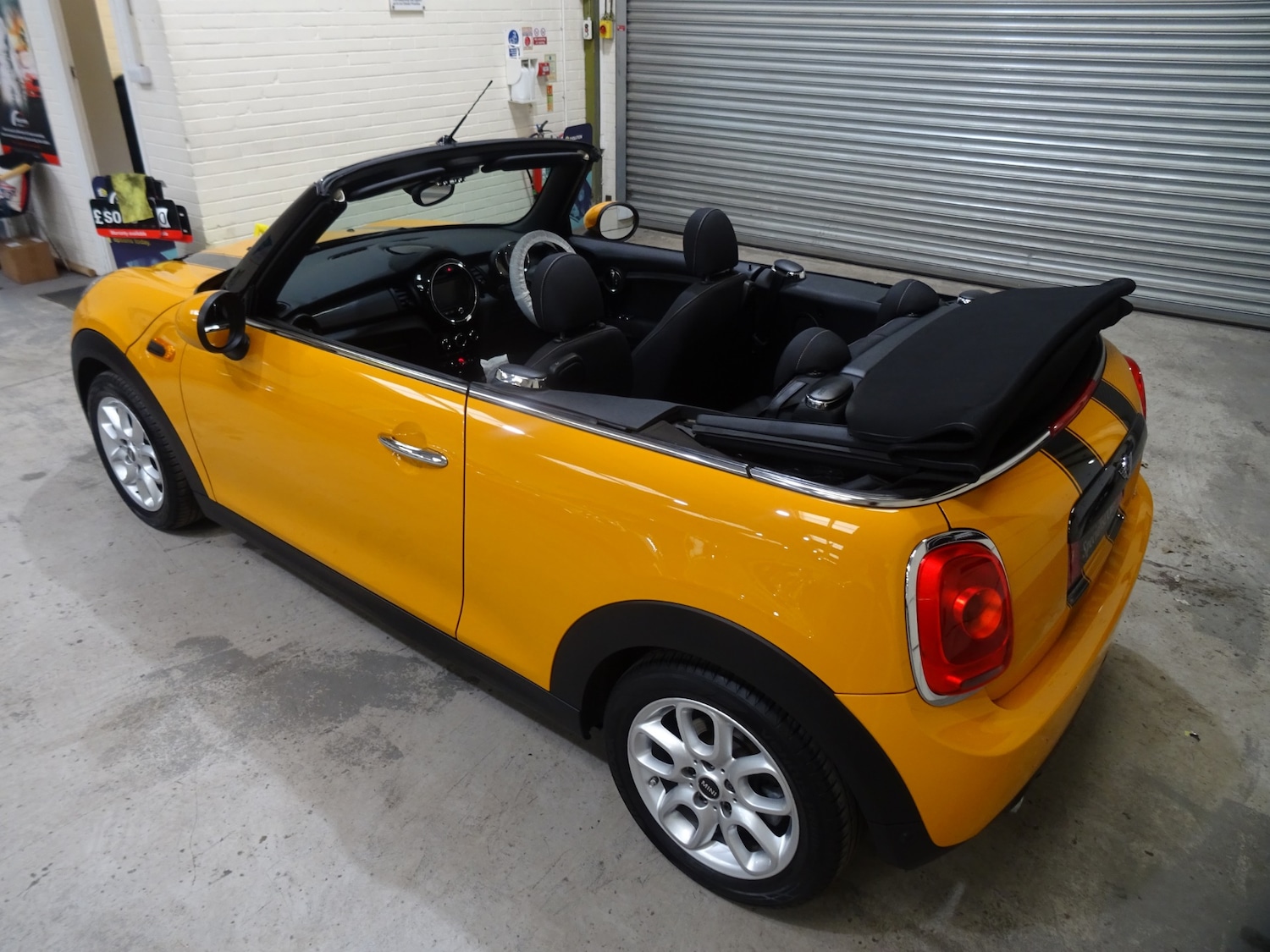 Used MINI Convertible 2017 for sale - 78028195: Photo 29