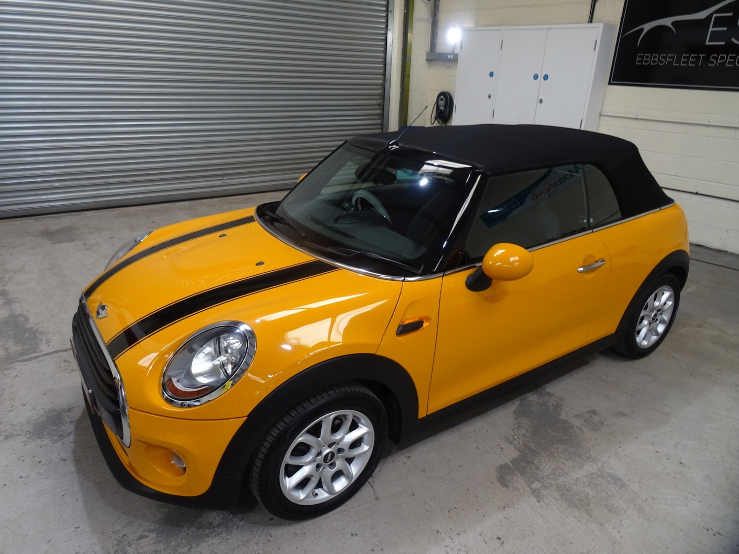 Used MINI Convertible 2017 for sale - 78028195: Photo 48