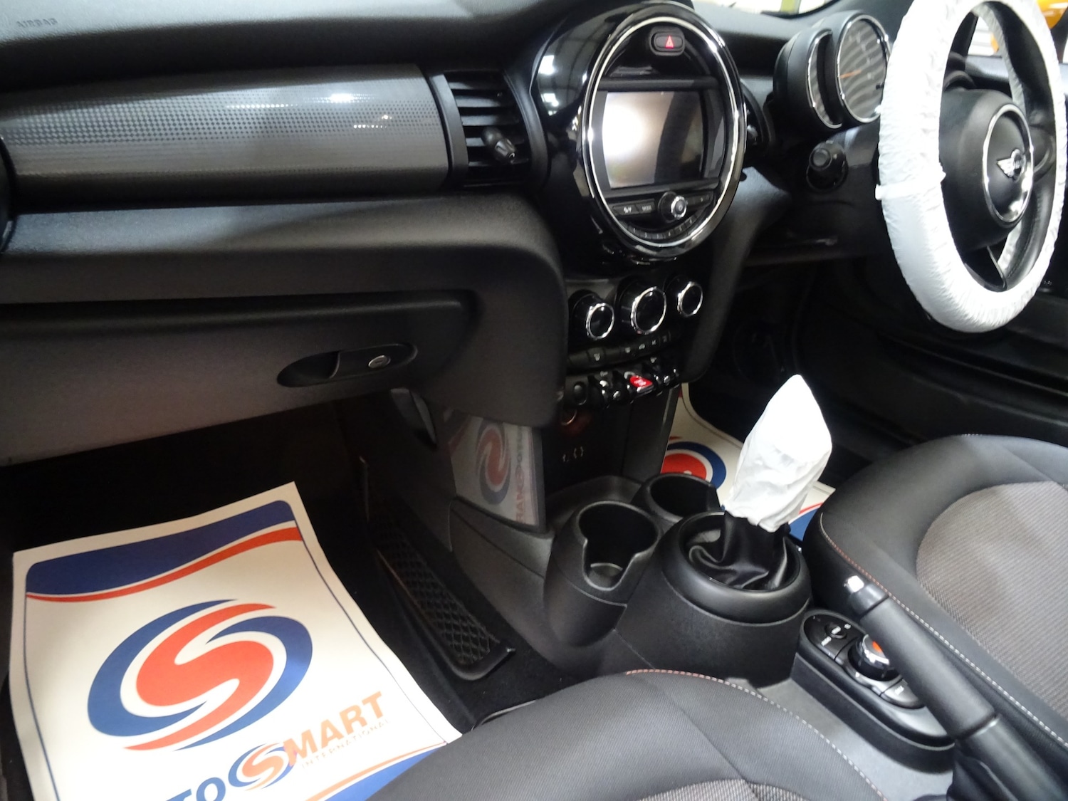 Used MINI Convertible 2017 for sale - 78028195: Photo 5