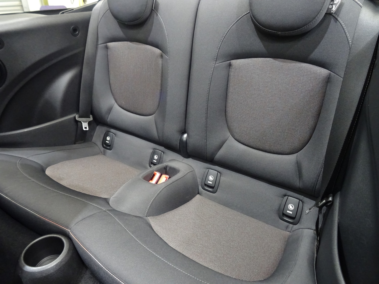 Used MINI Convertible 2017 for sale - 78028195: Photo 6