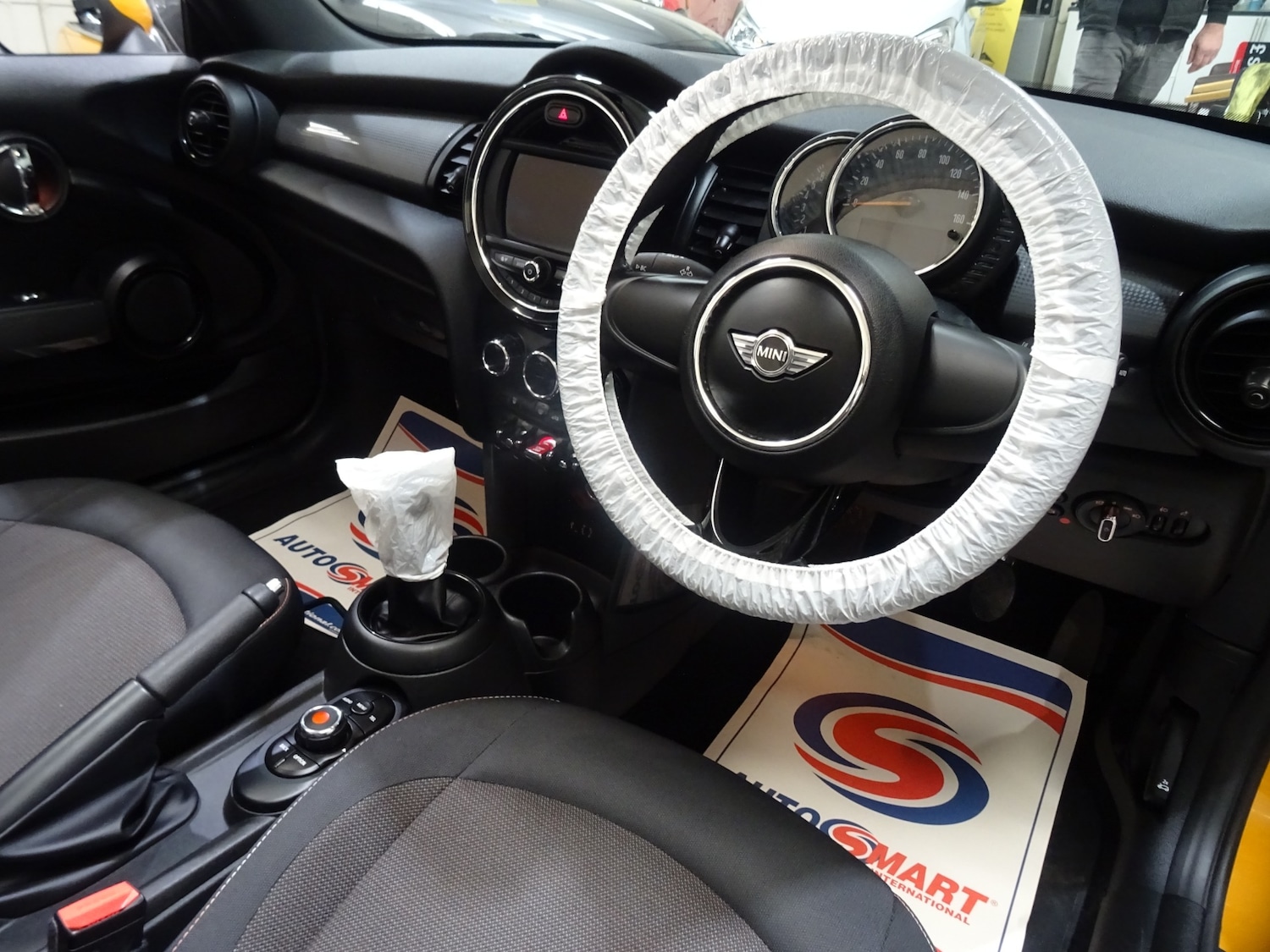 Used MINI Convertible 2017 for sale - 78028195: Photo 9