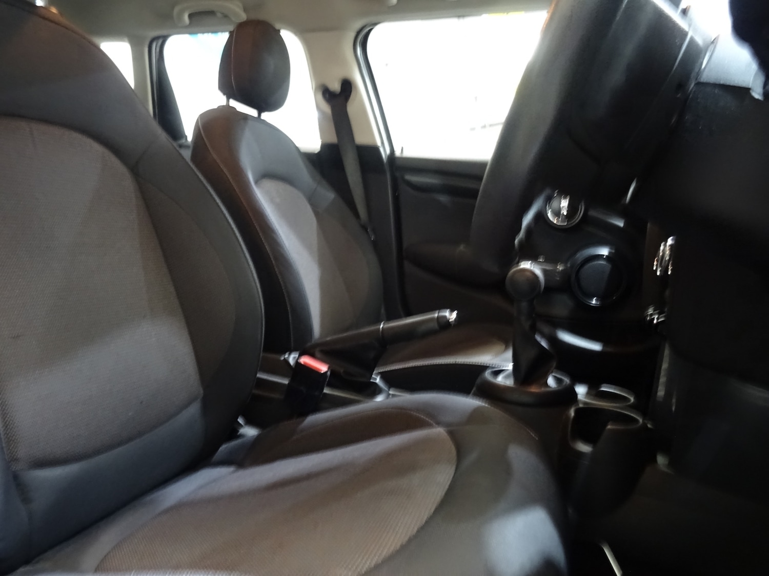 Used MINI Hatch 2017 for sale - 76612597: Photo 6