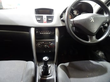 Used Peugeot 207 2012 for sale - 76611720: Photo
