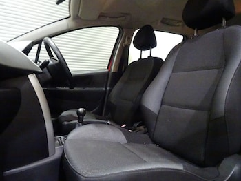 Used Peugeot 207 2012 for sale - 76611720: Photo