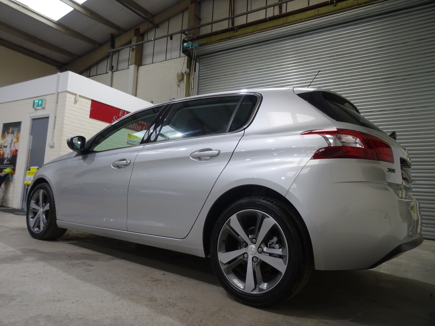 Used Peugeot 308 2015 for sale - 77249054: Photo 36