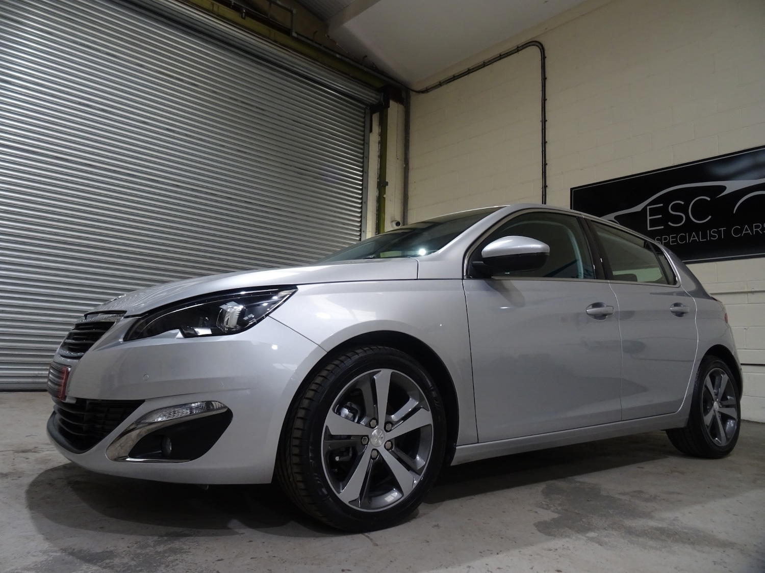Used Peugeot 308 2015 for sale - 77249054: Photo 37
