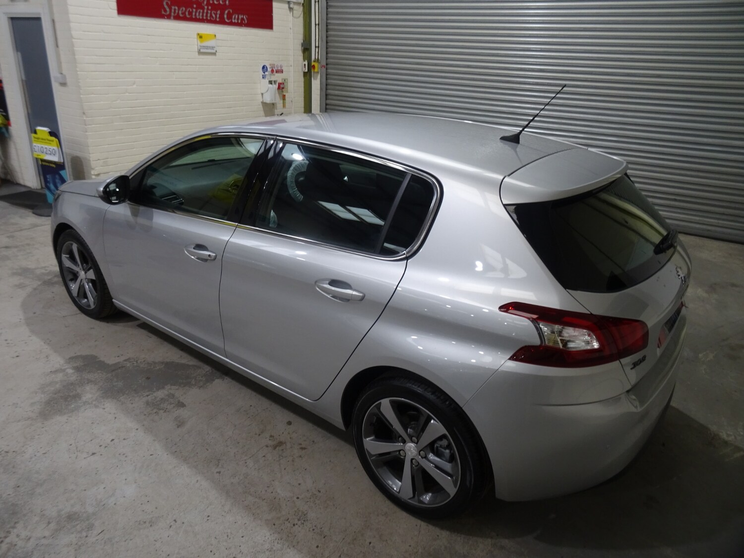 Used Peugeot 308 2015 for sale - 77249054: Photo 48