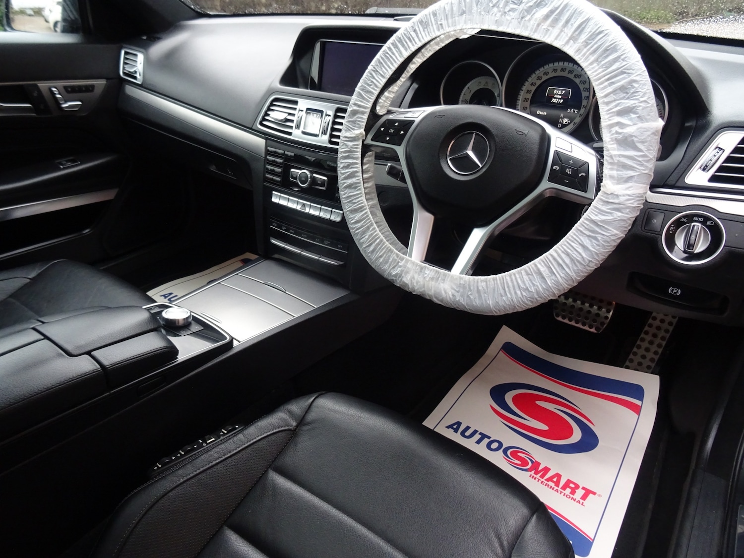 Used Mercedes-Benz E Class 2015 for sale - 77148283: Photo 8