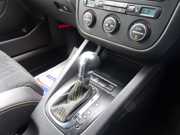Used Volkswagen Golf 2009 for sale - 76090671: Photo 23