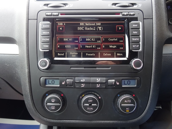 Used Volkswagen Golf 2009 for sale - 76090671: Photo 4