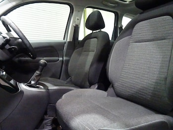 Used Citroen C3 Picasso 2017 for sale - 77298580: Photo