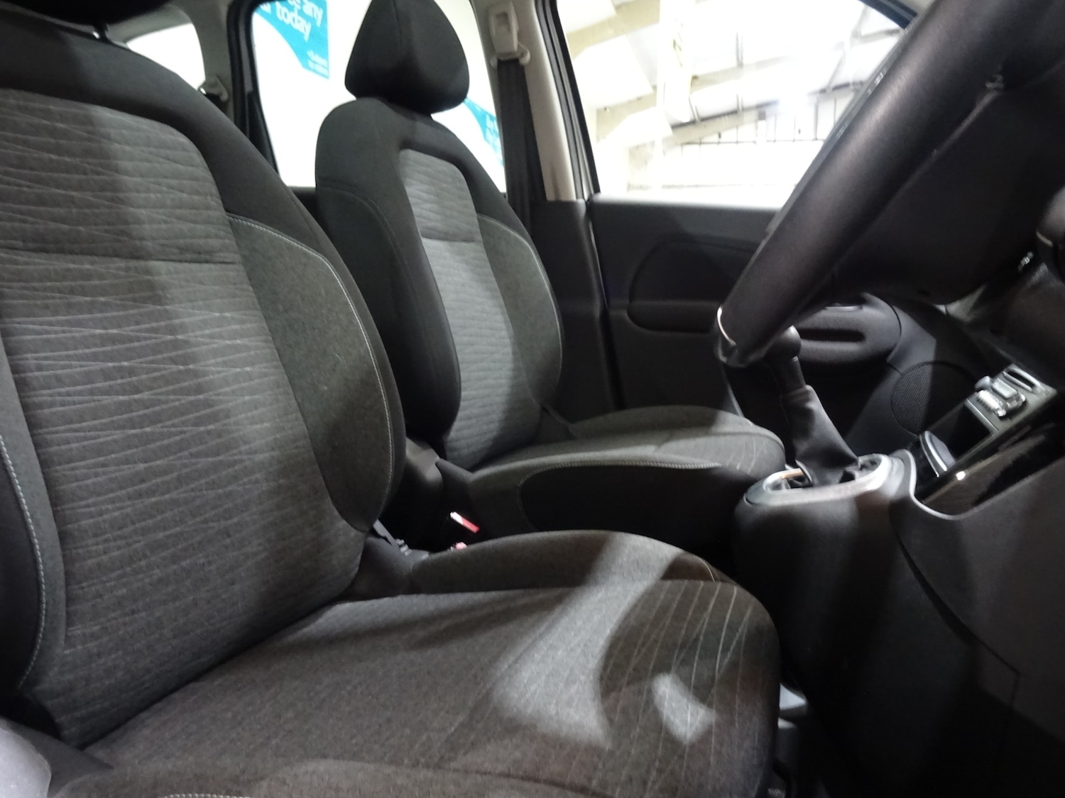 Used Citroen C3 Picasso 2017 for sale - 77298580: Photo 5