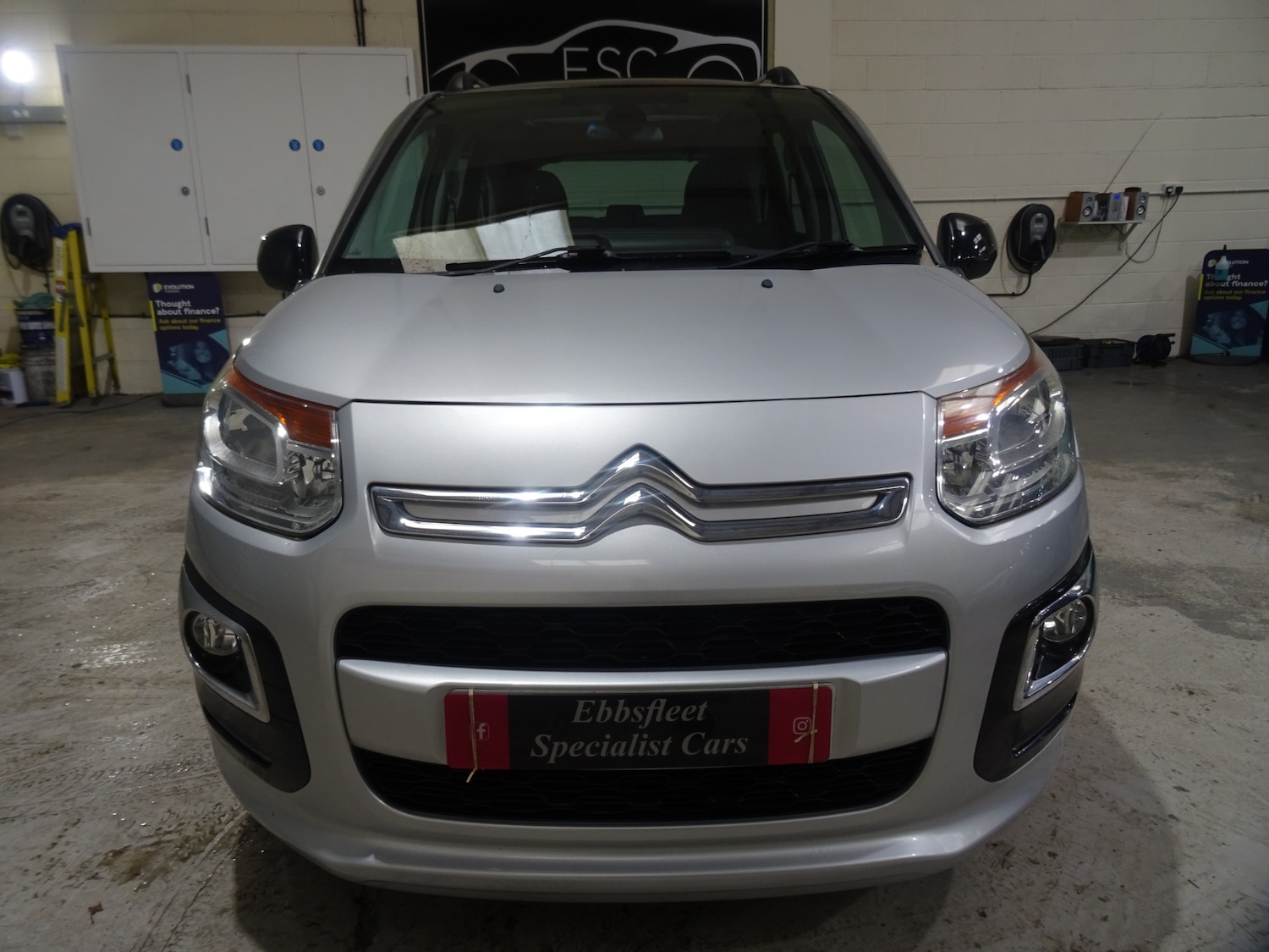 Used Citroen C3 Picasso 2017 for sale - 77298580: Photo 6