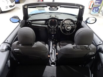 Used MINI Convertible 2018 for sale - 76565248: Photo