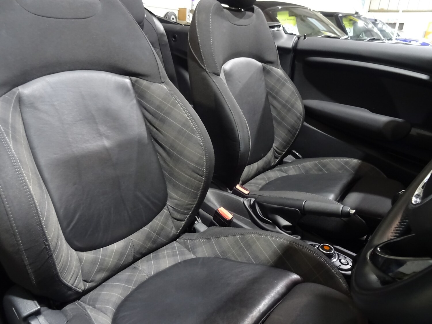 Used MINI Convertible 2018 for sale - 76565248: Photo 6