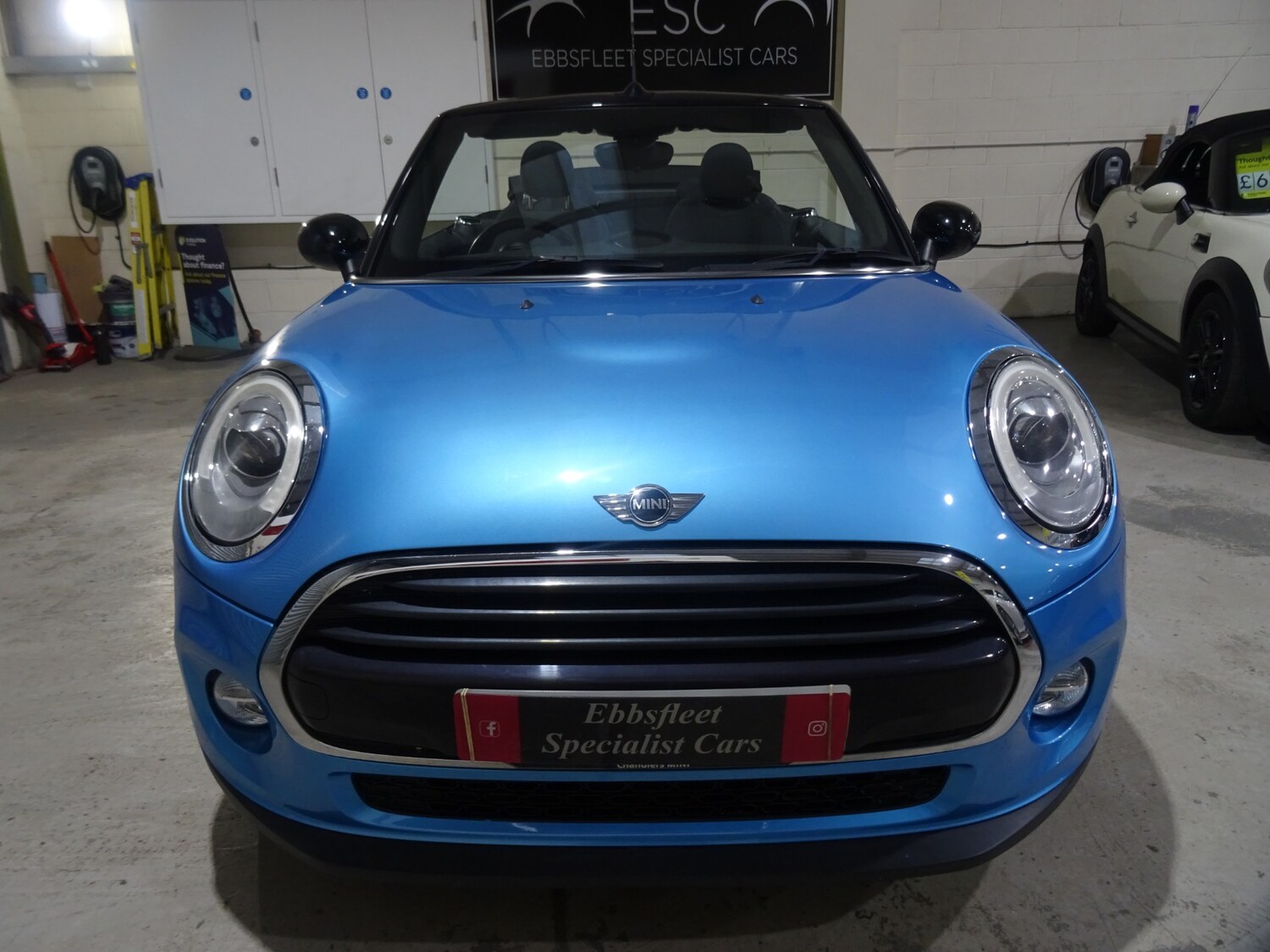 Used MINI Convertible 2018 for sale - 76565248: Photo 7