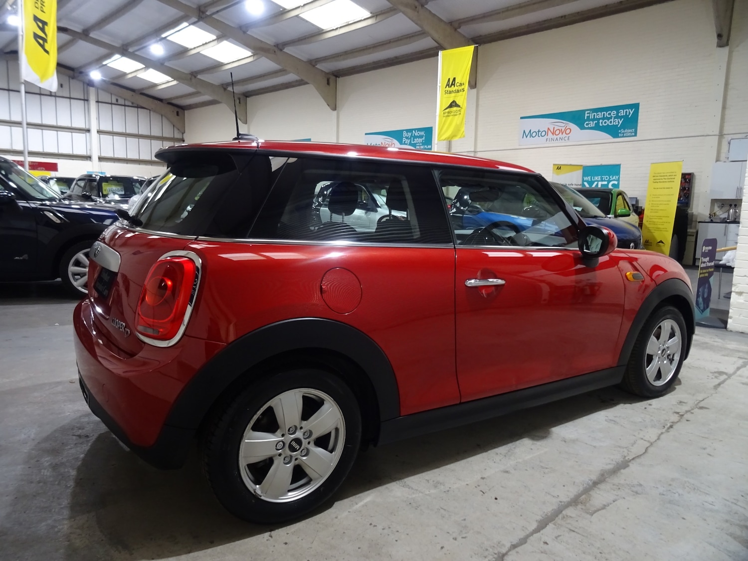 Used MINI Hatch 2015 for sale - 76436437: Photo 11