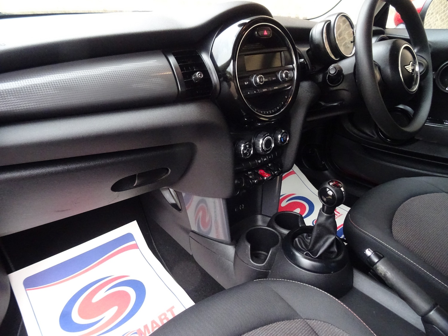 Used MINI Hatch 2015 for sale - 76436437: Photo 5