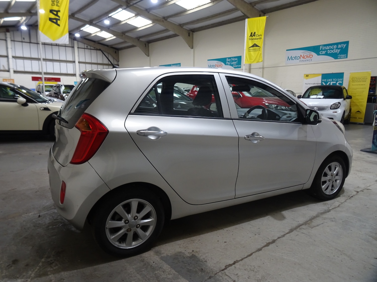 Used Kia Picanto 2012 for sale - 77568427: Photo 8