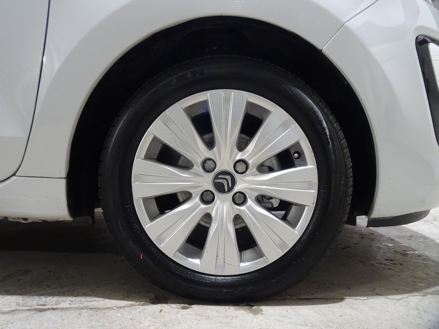 Used Citroen C3 Picasso 2017 for sale - 77225653: Photo 19