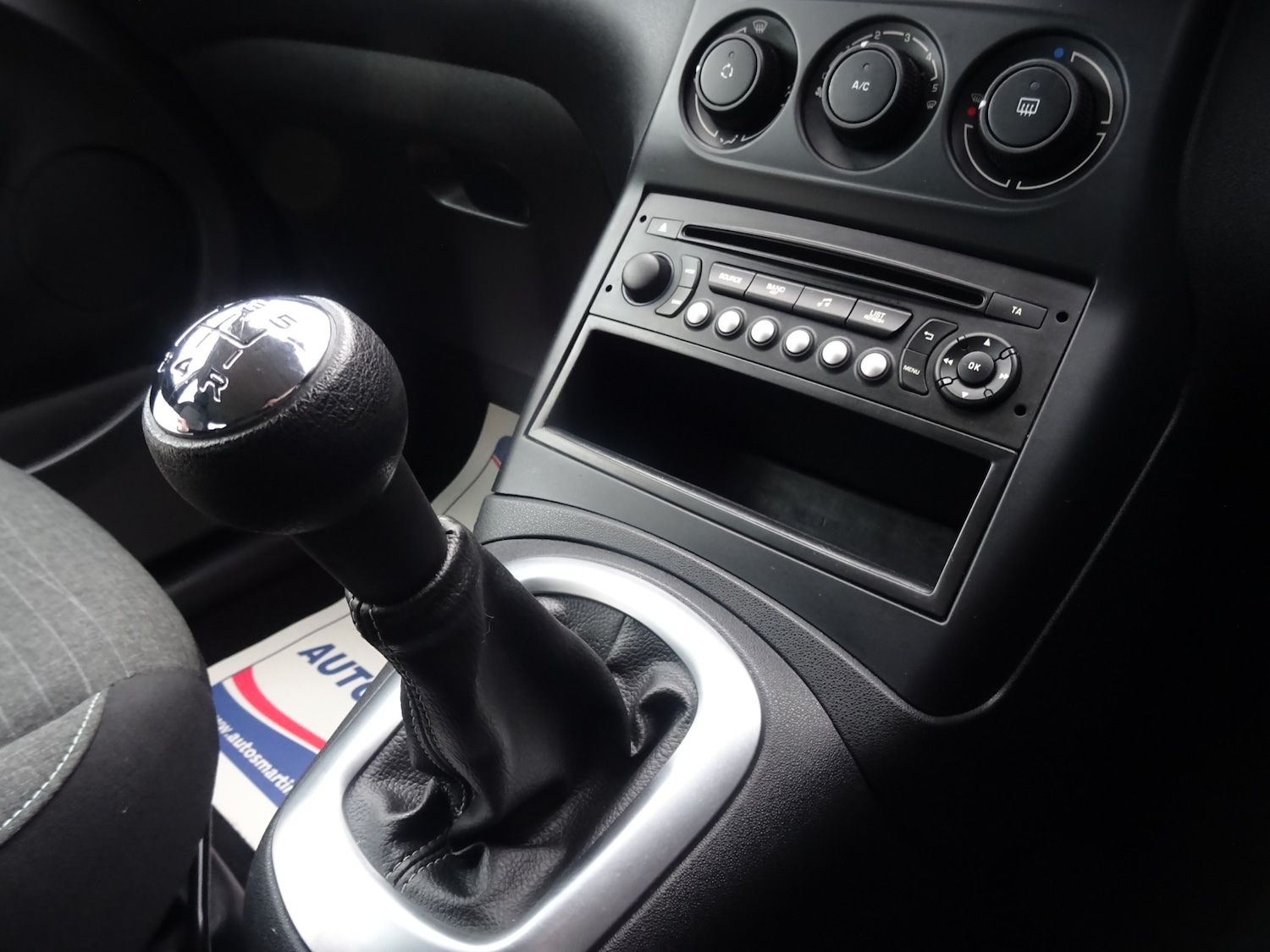 Used Citroen C3 Picasso 2017 for sale - 77225653: Photo 23