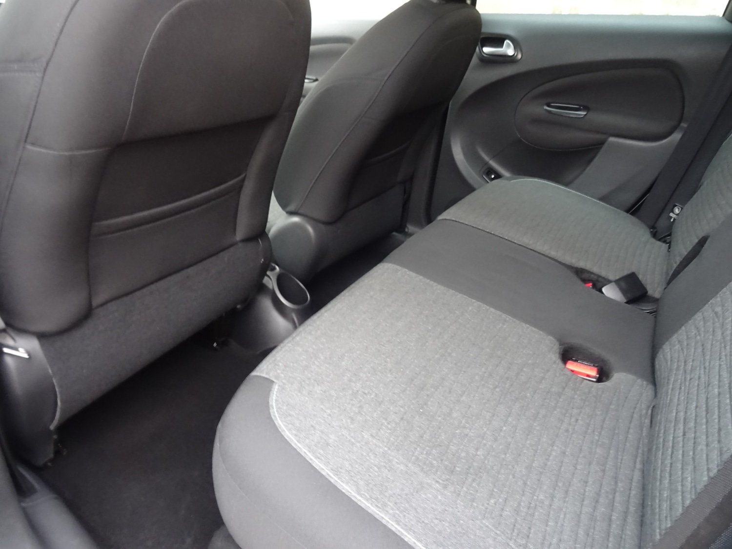 Used Citroen C3 Picasso 2017 for sale - 77225653: Photo 28