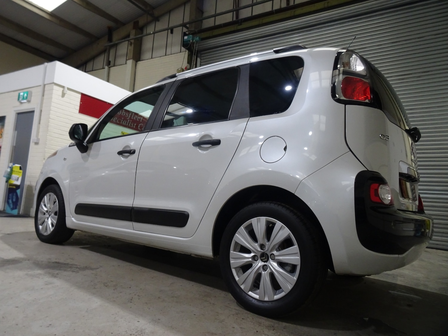 Used Citroen C3 Picasso 2017 for sale - 77225653: Photo 35