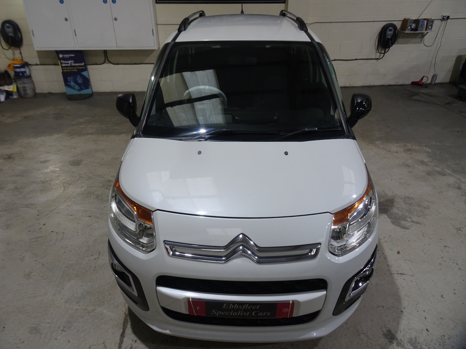 Used Citroen C3 Picasso 2017 for sale - 77225653: Photo 43