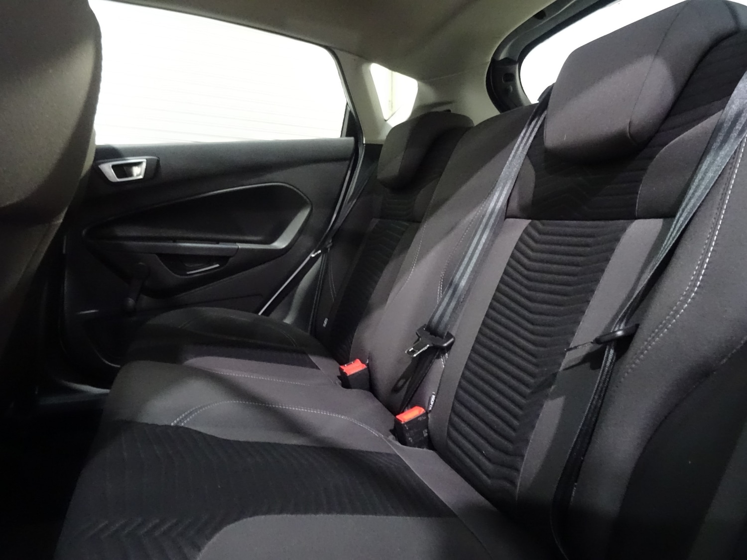 Used Ford Fiesta 2015 for sale - 77353840: Photo 3