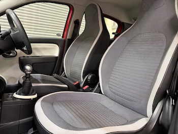 Used Renault Twingo 2016 for sale - 79366503: Photo