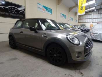 2017 (17) - 1.5 Cooper 3dr **LOW MILEAGE*ONLY 32000 MILES FROM NEW**