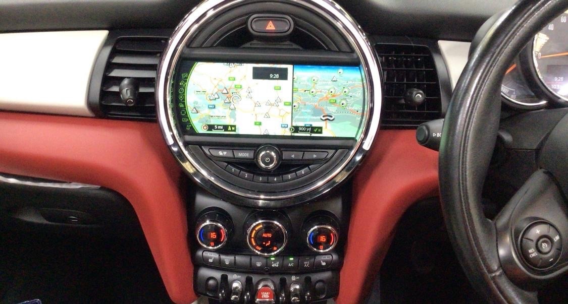 Used MINI Convertible 2016 for sale - 76182539: Photo 2