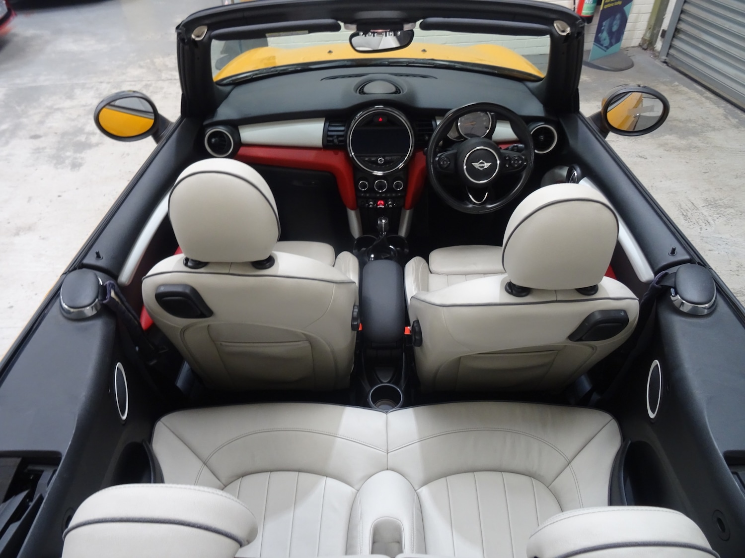 Used MINI Convertible 2016 for sale - 76182539: Photo 5