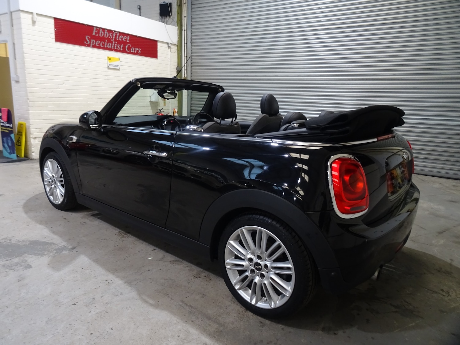 Used MINI Convertible 2017 for sale - 77729851: Photo 10
