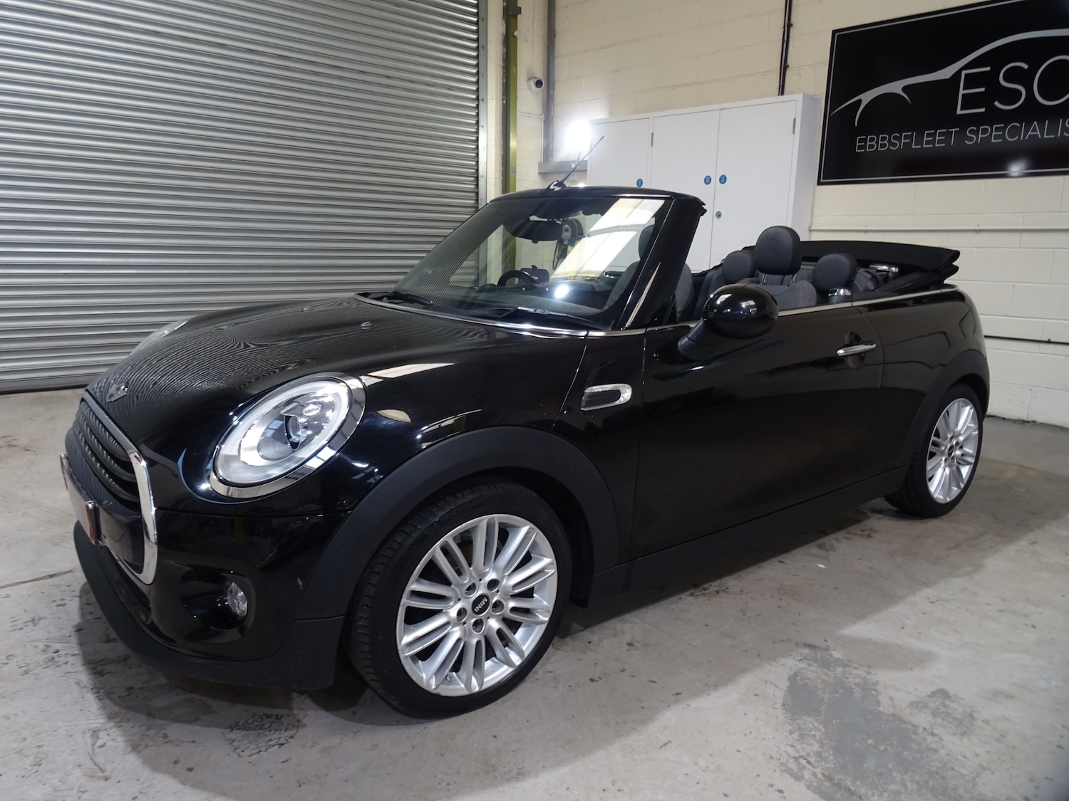 Used MINI Convertible 2017 for sale - 77729851: Photo 11
