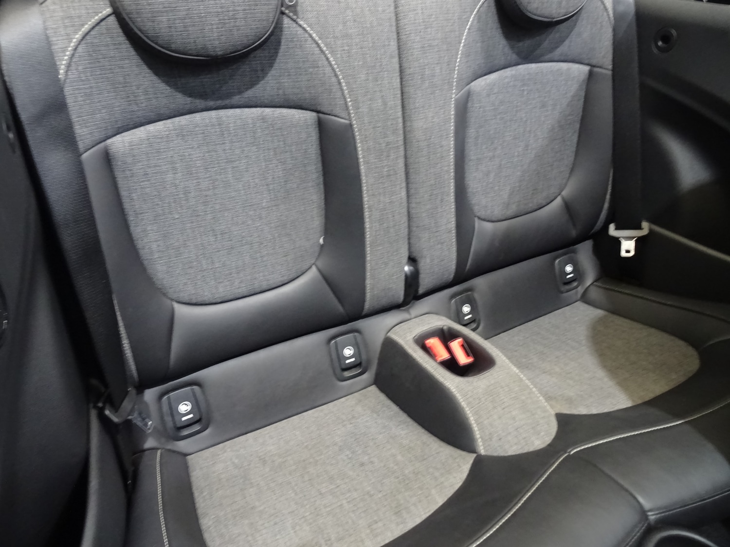 Used MINI Convertible 2017 for sale - 77729851: Photo 5