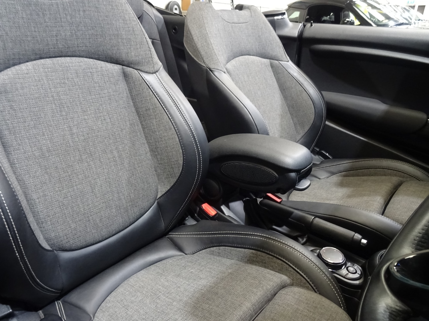 Used MINI Convertible 2017 for sale - 77729851: Photo 6