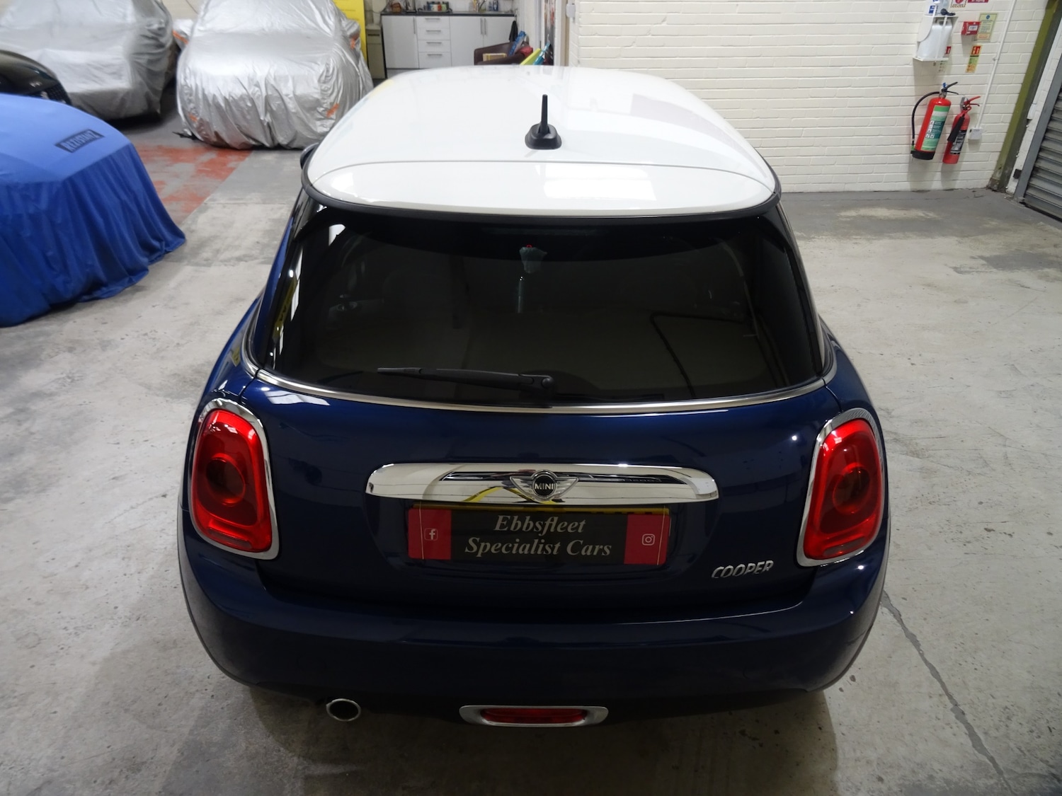 Vehicle 44