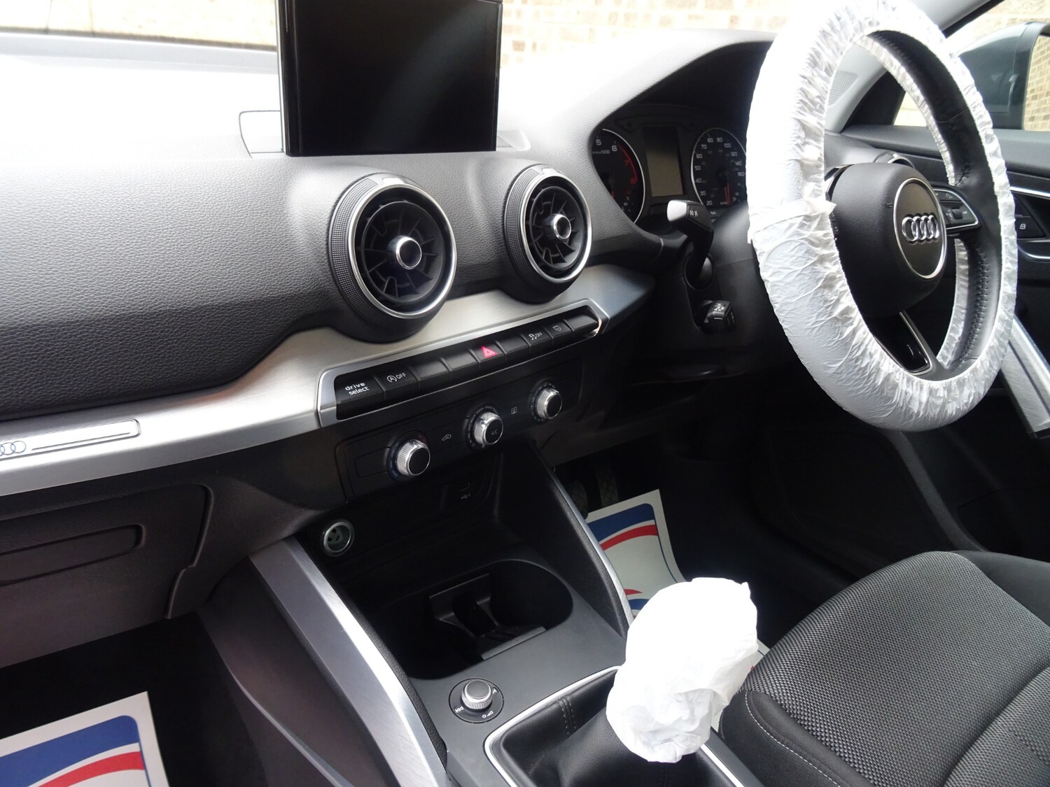 Used Audi Q2 2017 for sale - 78039035: Photo 24