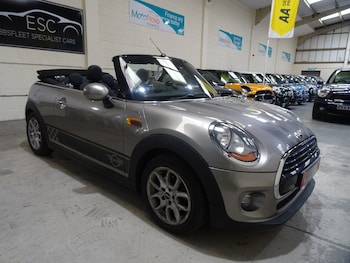 2017 (17) - 1.5 Cooper 2dr **ONLY 56000 MILES FROM NEW**