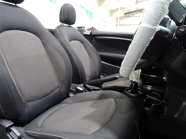 Used MINI Convertible 2017 for sale - 76332400: Photo 25