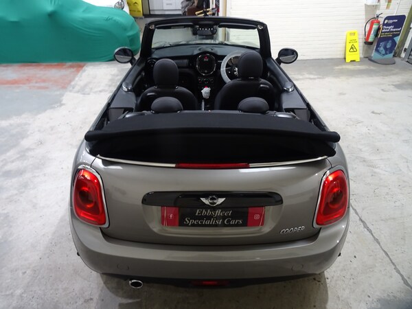Used MINI Convertible 2017 for sale - 76332400: Photo 28