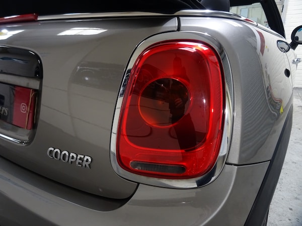 Used MINI Convertible 2017 for sale - 76332400: Photo 33