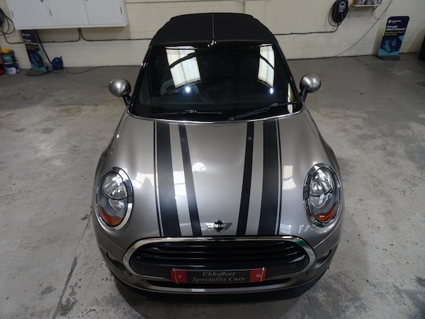 Used MINI Convertible 2017 for sale - 76332400: Photo 41