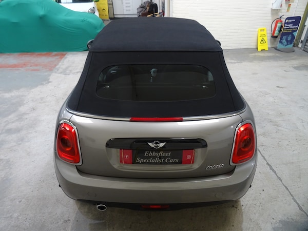 Used MINI Convertible 2017 for sale - 76332400: Photo 43