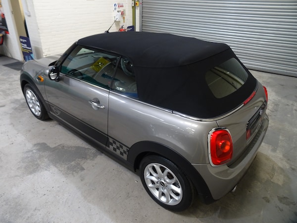 Used MINI Convertible 2017 for sale - 76332400: Photo 44
