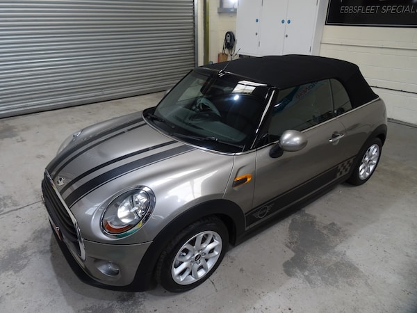 Used MINI Convertible 2017 for sale - 76332400: Photo 45