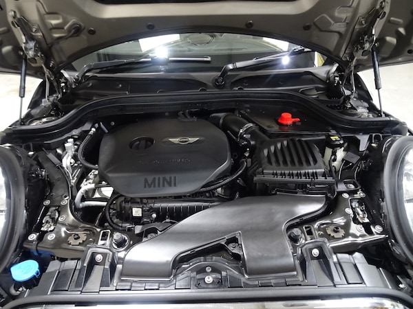 Used MINI Convertible 2017 for sale - 76332400: Photo 51